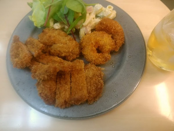 接待を伴う飲食店